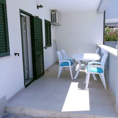 Apartman Dalmatino Apartman