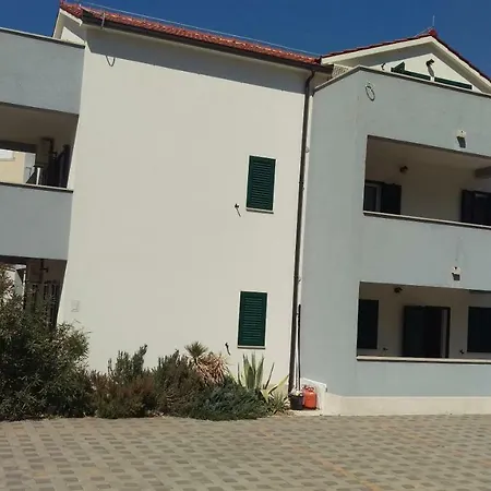 Apartman Dalmatino * Sutivan