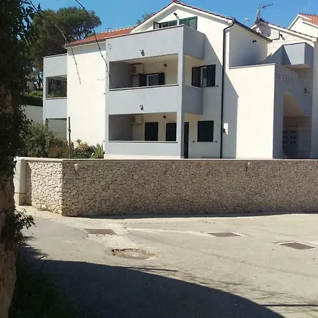 Apartamento Apartman Dalmatino *