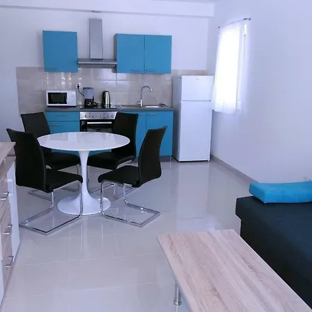 Apartman Dalmatino * Sutivan